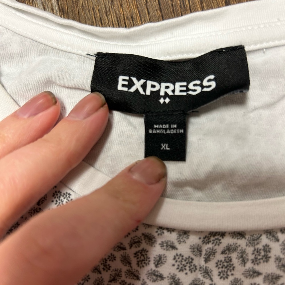 Express T - Picture 2 of 2